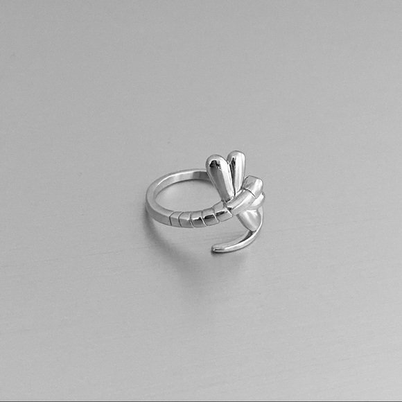 💕💕TOP SELLER💕💕 Sterling Silver Dragonfly Ring - Picture 6 of 7